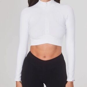 **NIB** JOJA Exhale Long Sleeve Quarter Zip Up